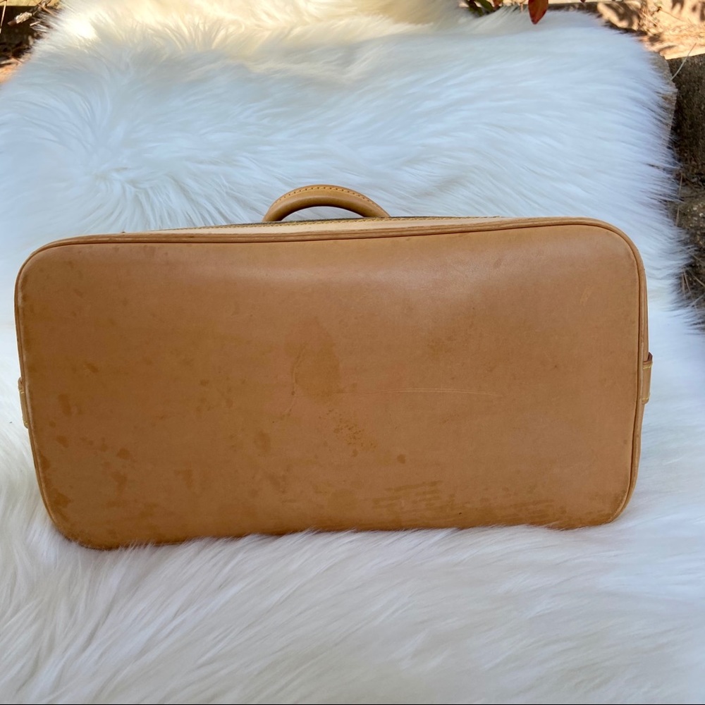 Louis Vuitton Alma PM Dome Bag - Picture 10 of 11